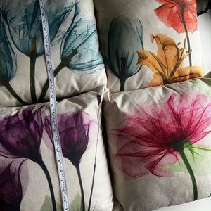 Cushions set of 4